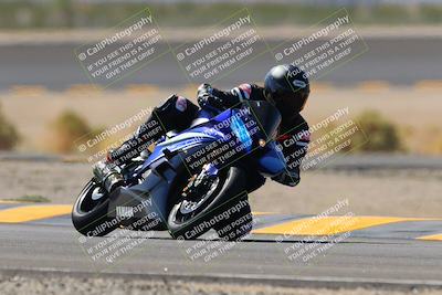 media/Oct-08-2022-SoCal Trackdays (Sat) [[1fc3beec89]]/Turn 14 (1050am)/